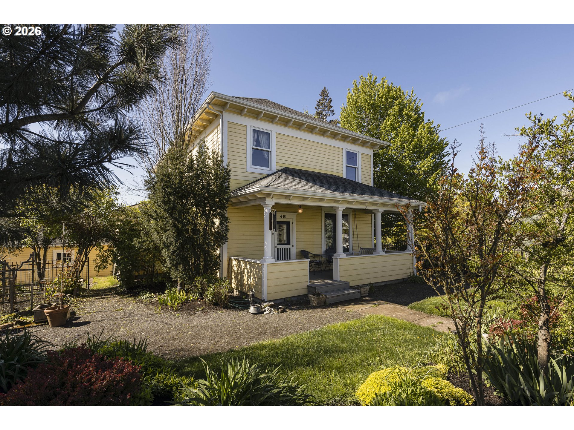 410 GRANT ST, Carlton, OR 97111
