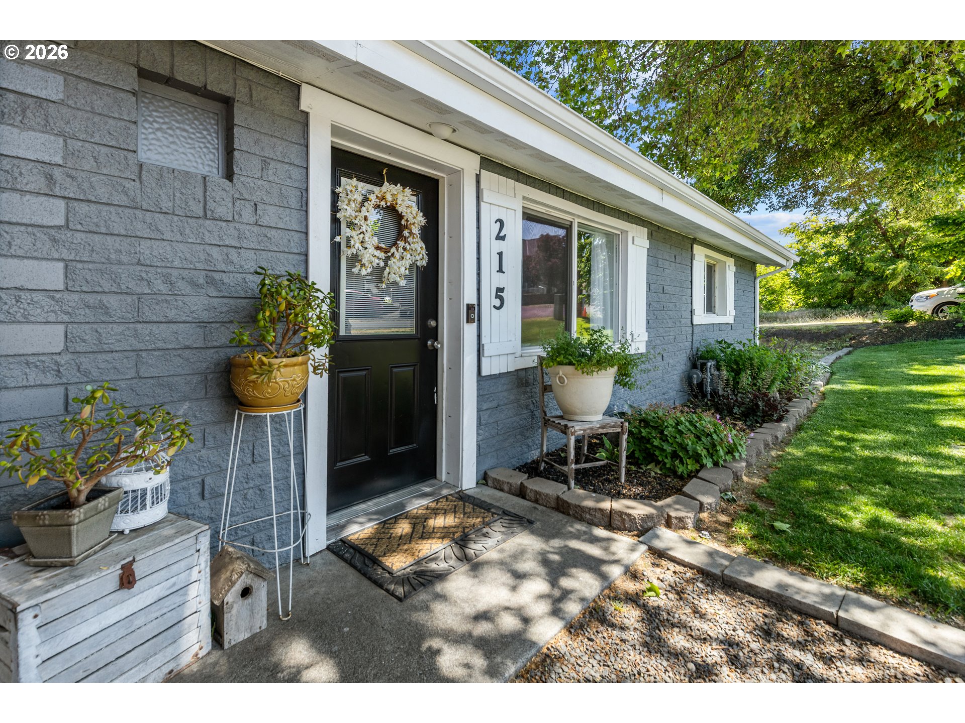 215 WASHINGTON ST, Weston, OR 97886