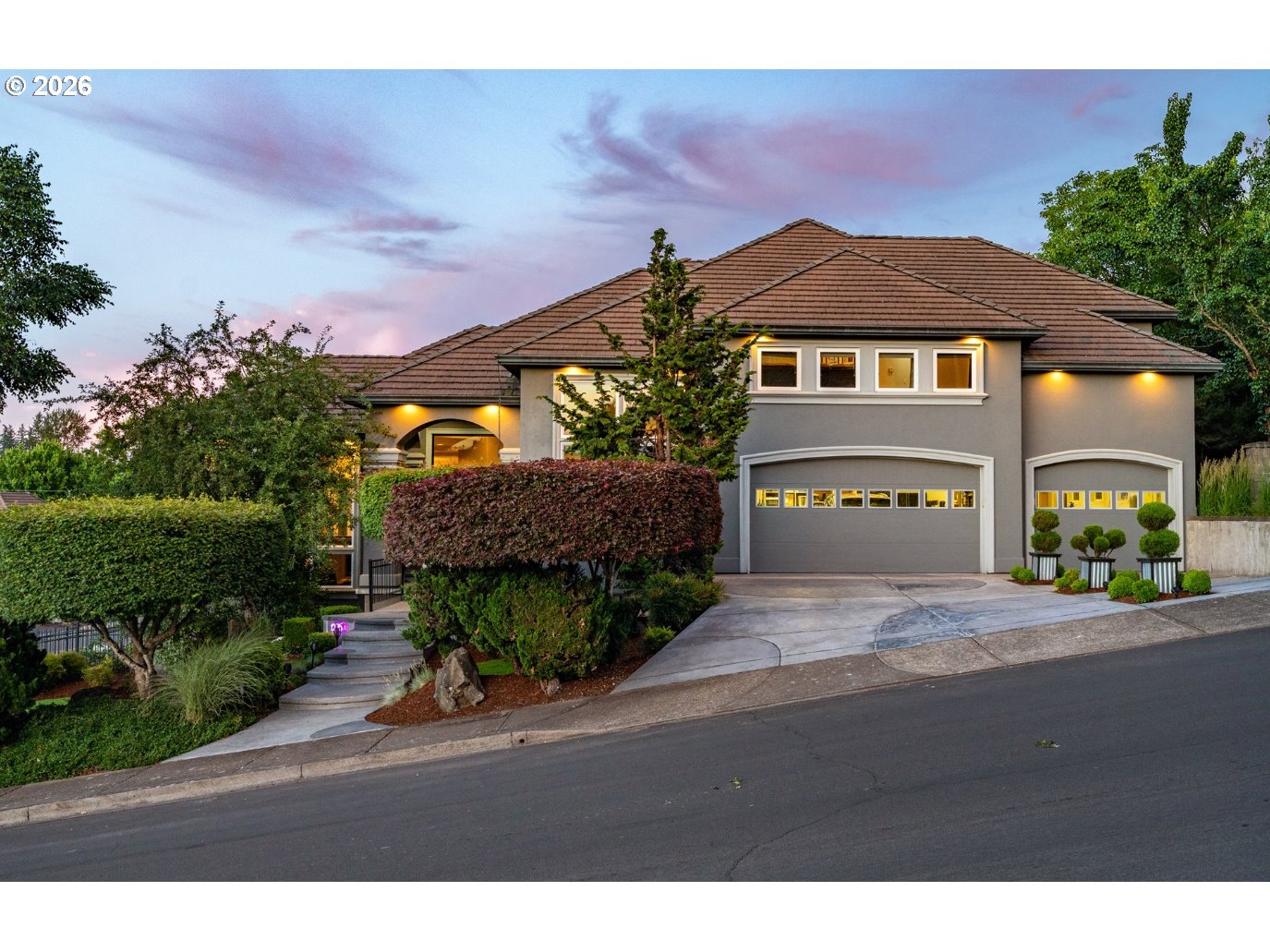 1276 Meadows DR, McMinnville, OR 97128