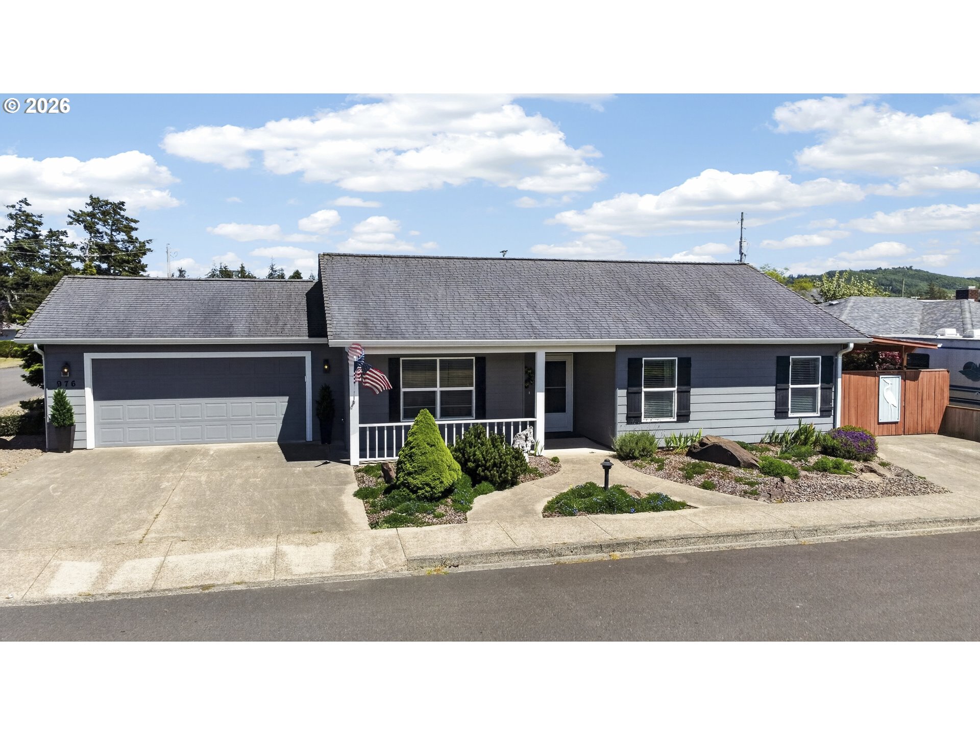 976 NOPAL ST, Florence, OR 97439