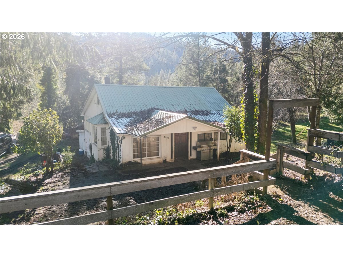 2680 UMPQUA RD, Tiller, OR 97484