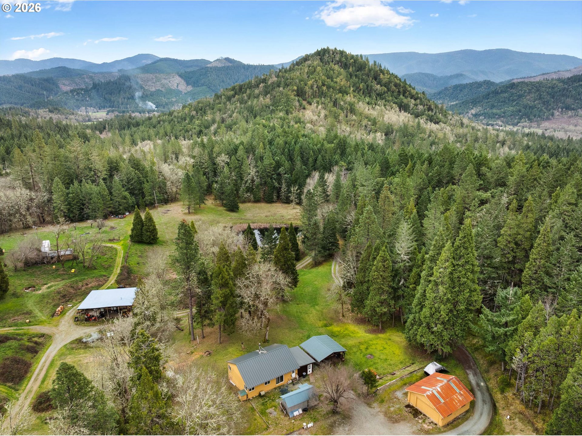 778 PACK LN, Glendale, OR 97442