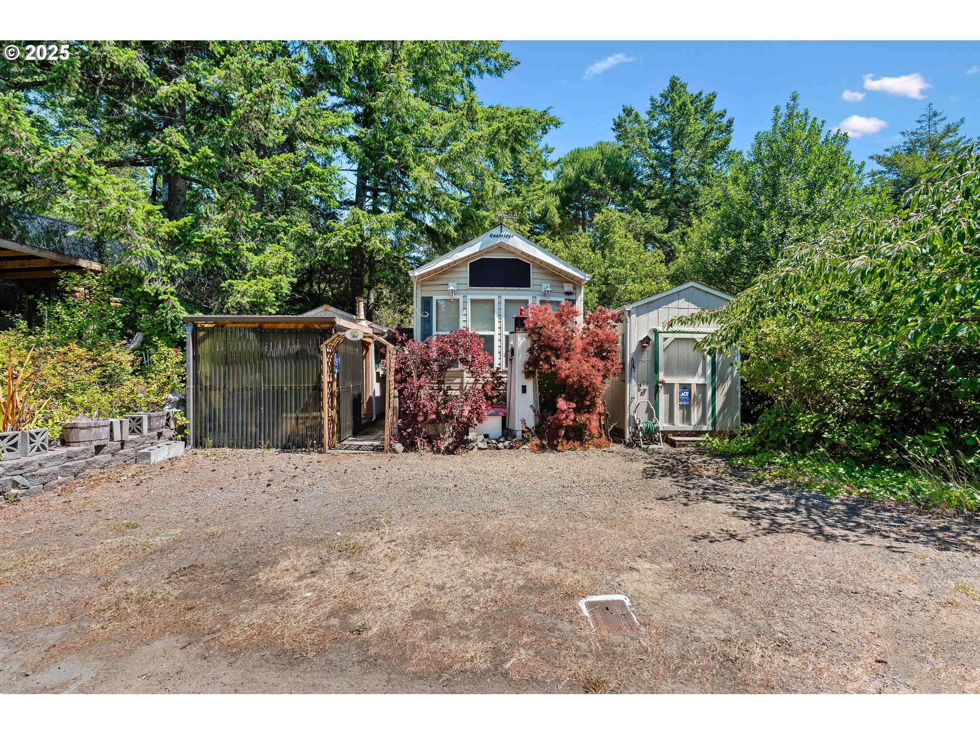 28 EASY ST, Florence, OR 97439