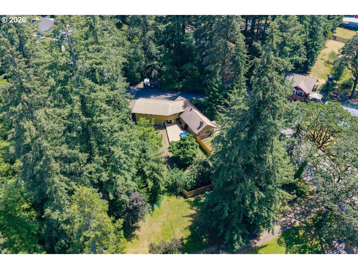 940 OAK TER, SweetHome, OR 97386