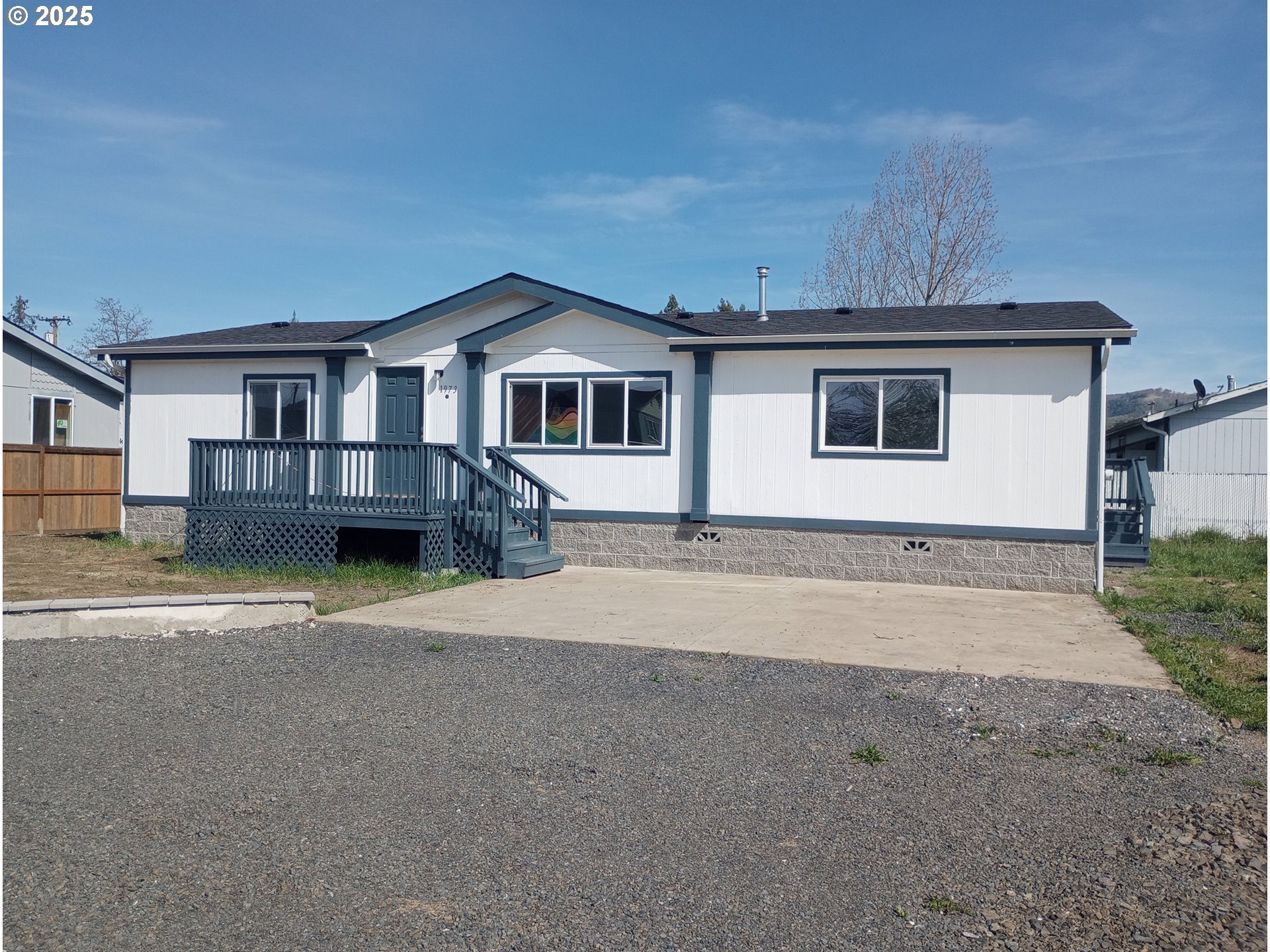 1973 CASTLE AVE, Roseburg, OR 97471