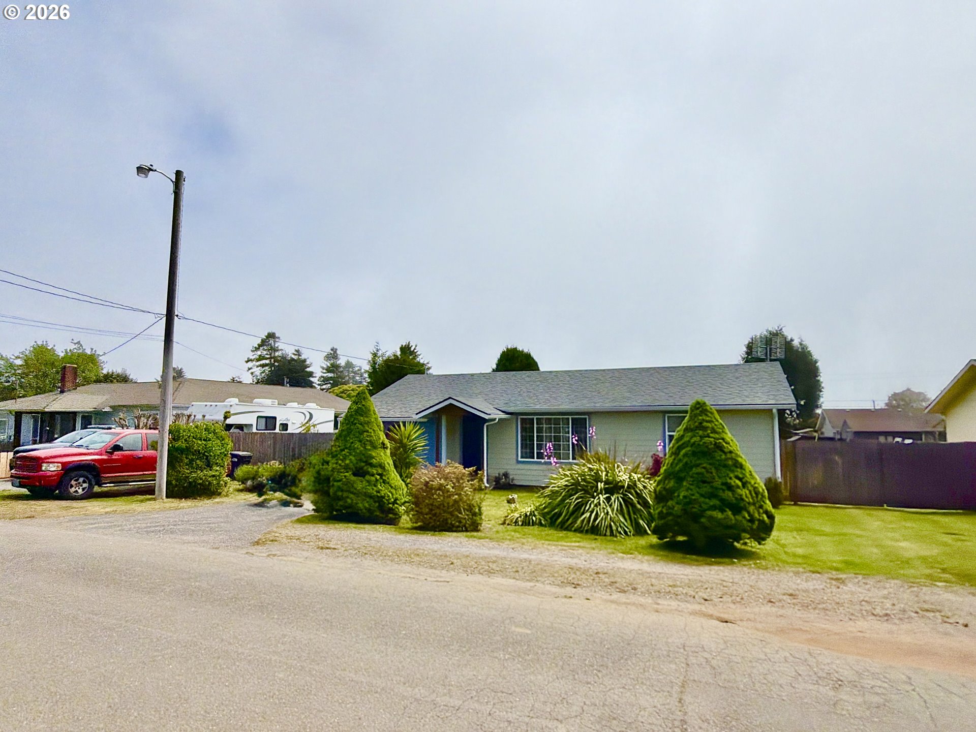 321 MAPLE ST, Brookings, OR 97415