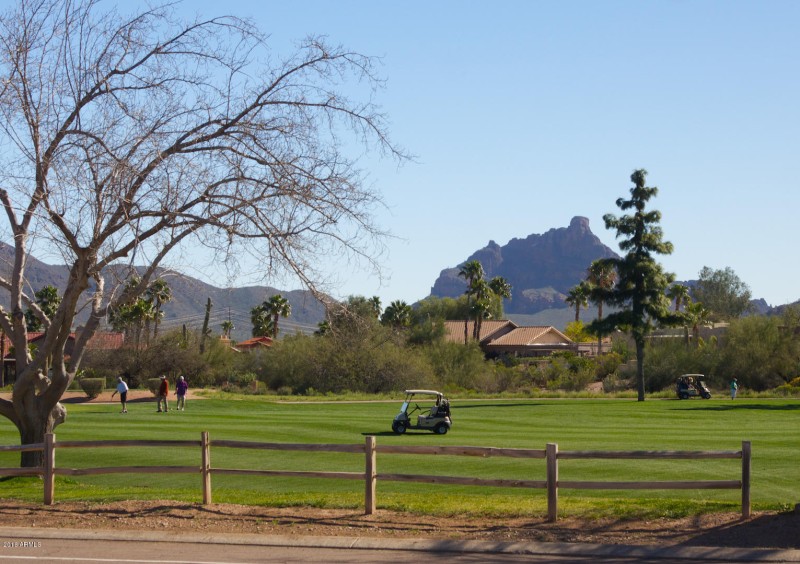 RED MT VIEW FROM PATIO