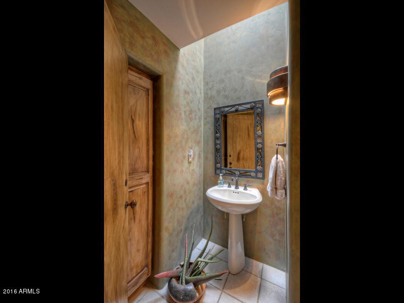 10620 E Honey Mesquite-MLS_Size-012-4-Gu