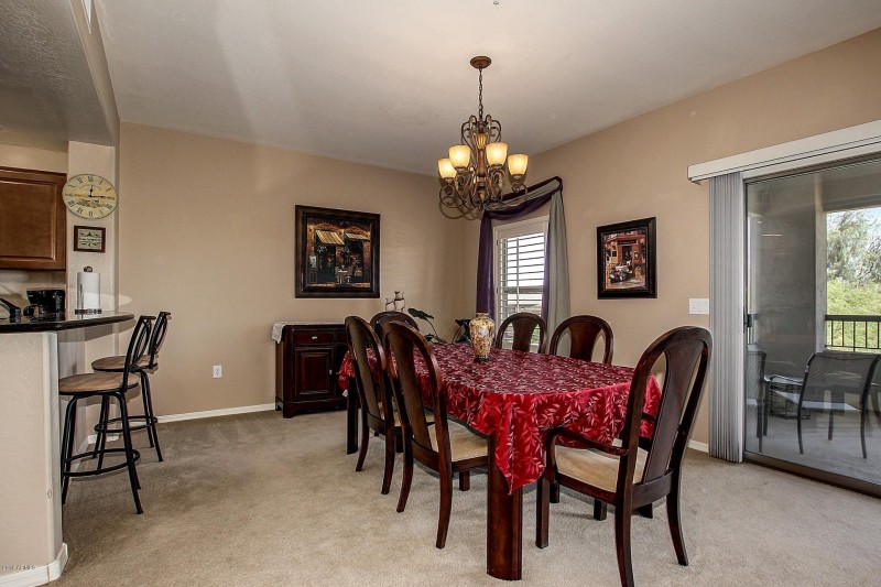 VTC 2064 FORMAL DINING ROOM