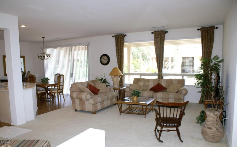 20150701232000993027000000-o