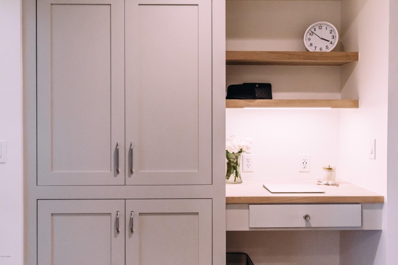 D76E5233-A013-4F26-813A-524B3F8519CB