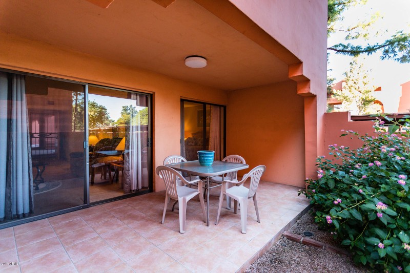 27_12212_N_Paradise_Village_Pkwy_027_mls