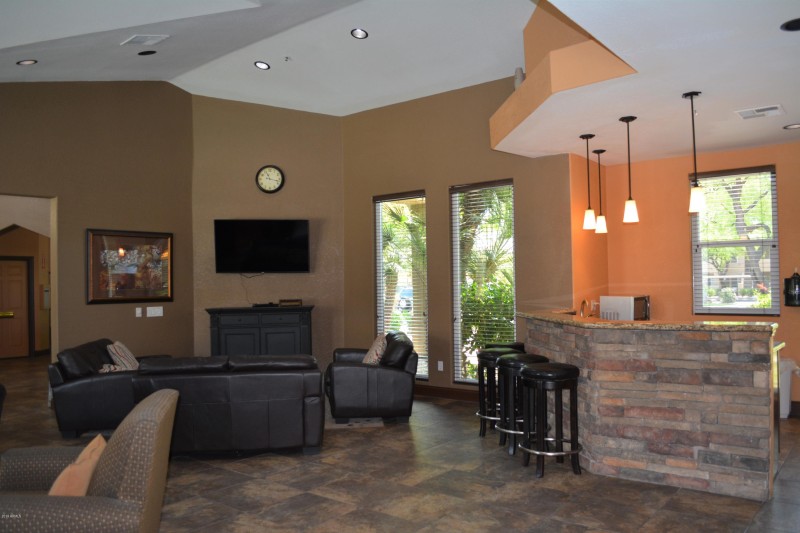 Clubhouse with TV, kitchen