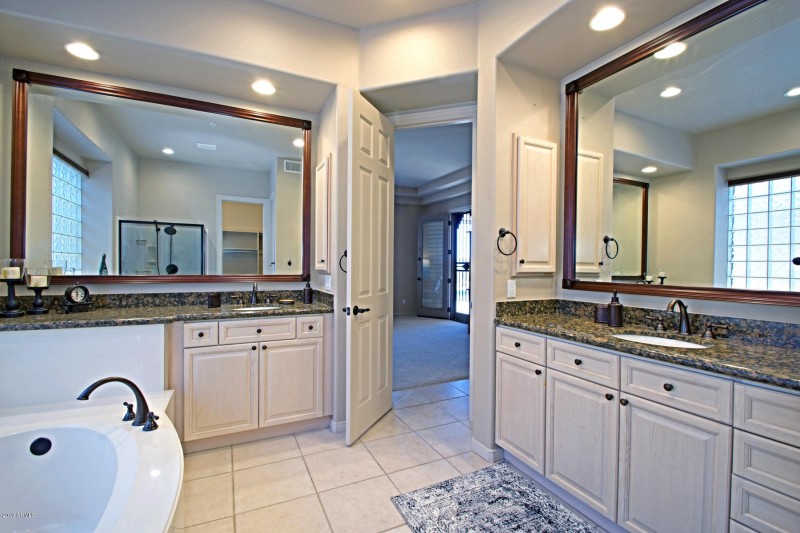 Master Bath 3