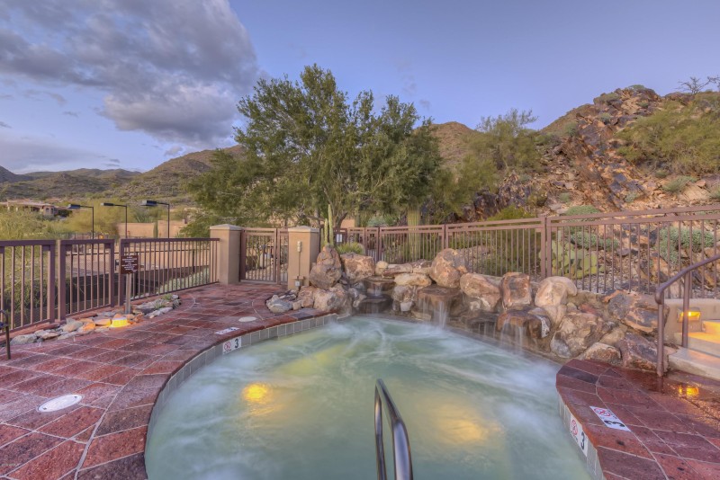 Community Spa Spectacular Views