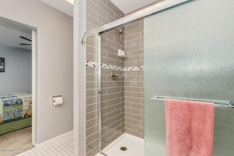 Pueblo primary shower