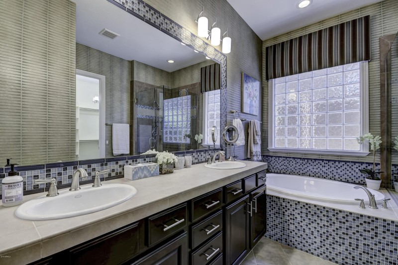 Master Bathroom with Tub