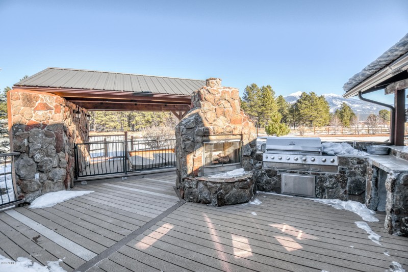 8950 W Antoinette Way-0053