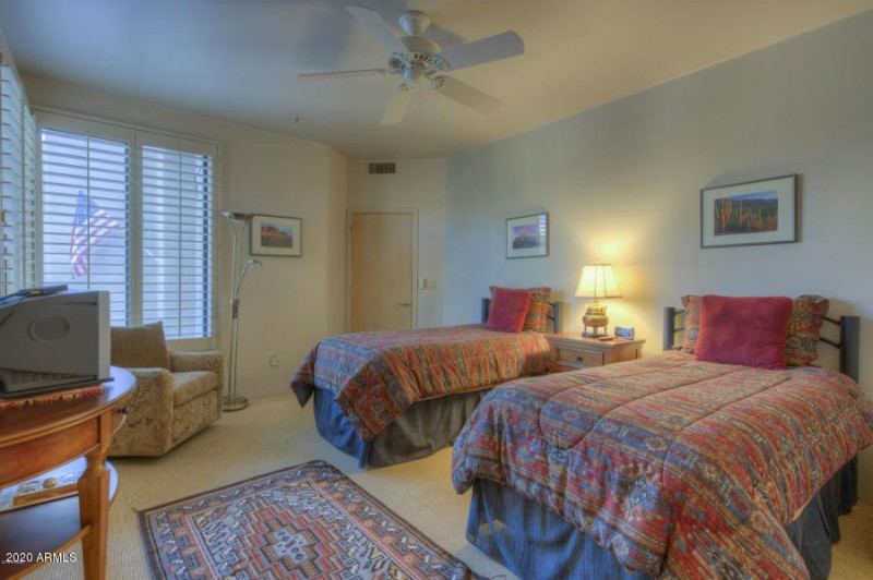 7723 Guest Bedroom 1