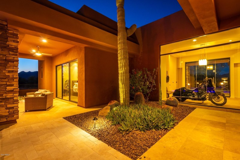 32d25eea0e5682182b6a4e7860987039