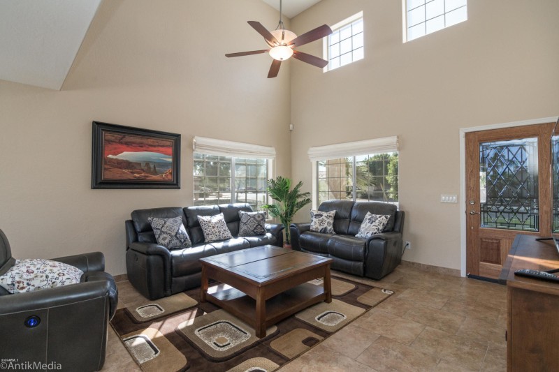 20171019002357738035000000-o