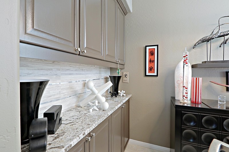 Breakfast Nook Counter