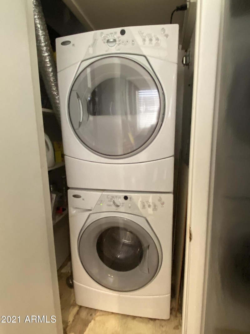 Washer & Dryer