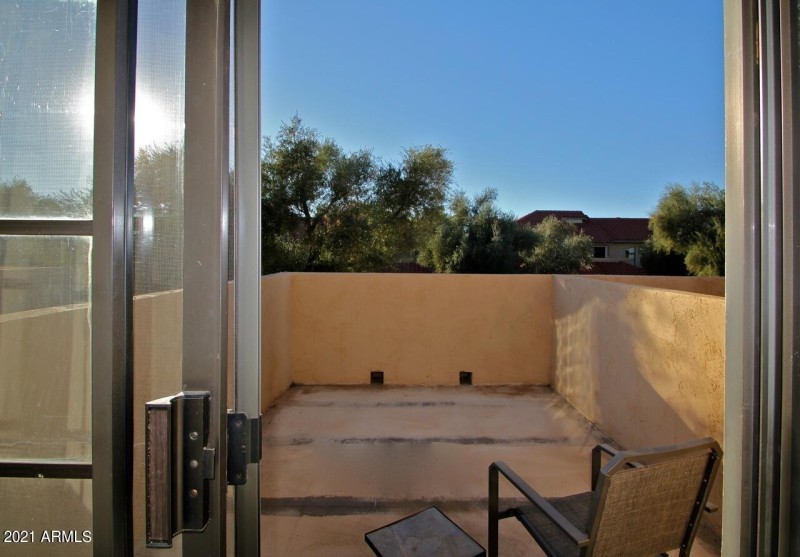 1131 Guest Bedroom Patio