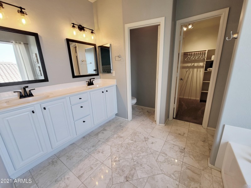 Spa-Like Master Bath