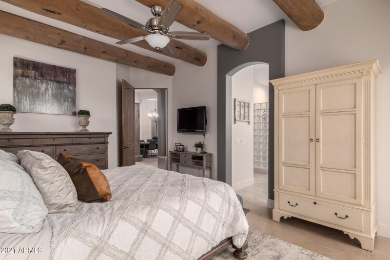 0028-Soaring Eagle-28