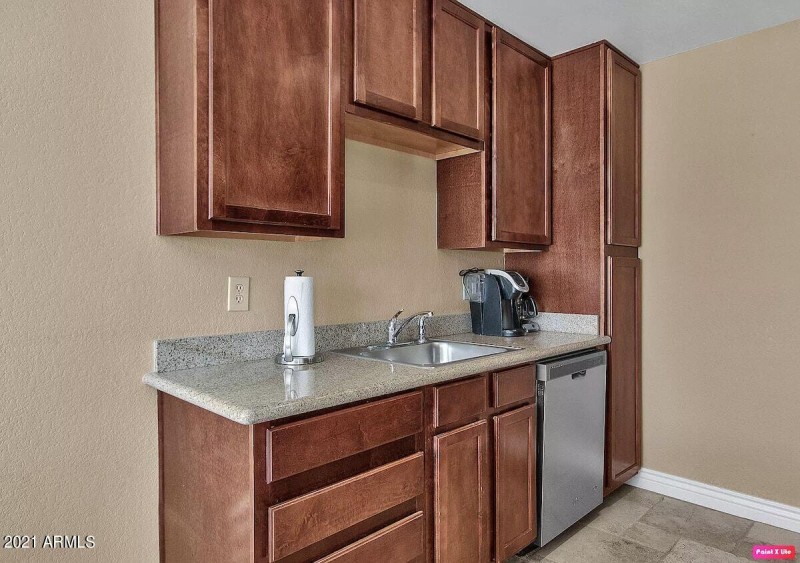 26f4c6be-94d3-468d-b407-6c30b251831e