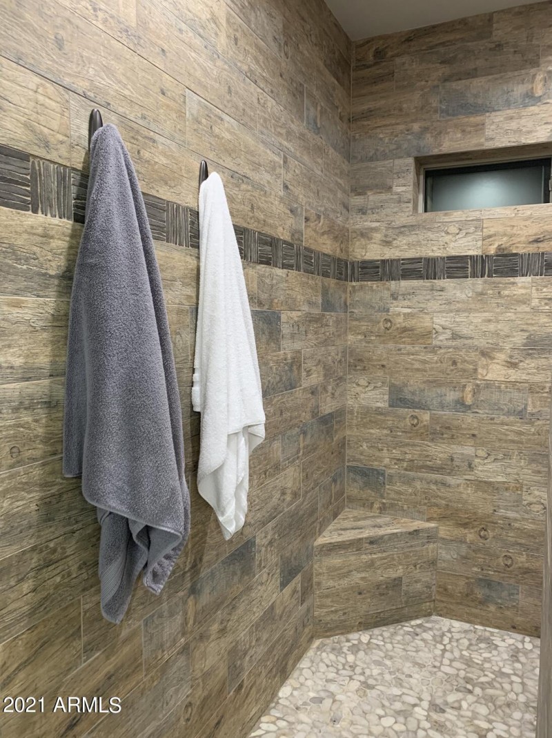 5411 N Saint Andrews Dr