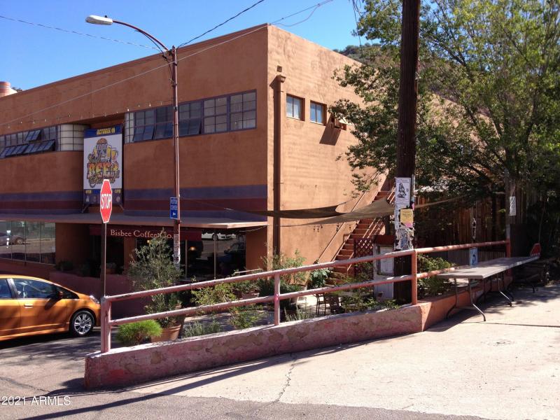 Outside Coffee Shop IMG_4664