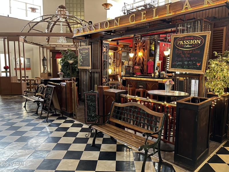 WINE SHOP AND ART GALLERY