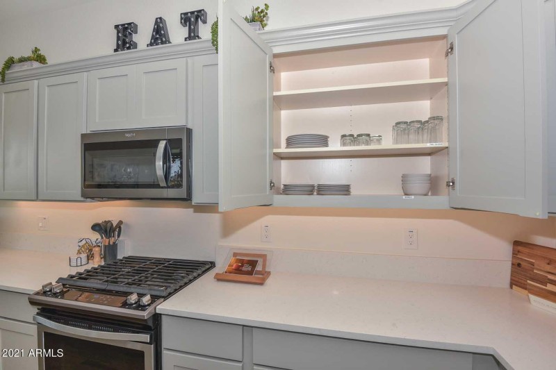 Kitchen-Stocked Dishes