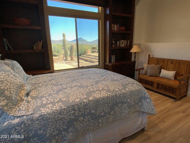 41609 N Signal Hill Ct