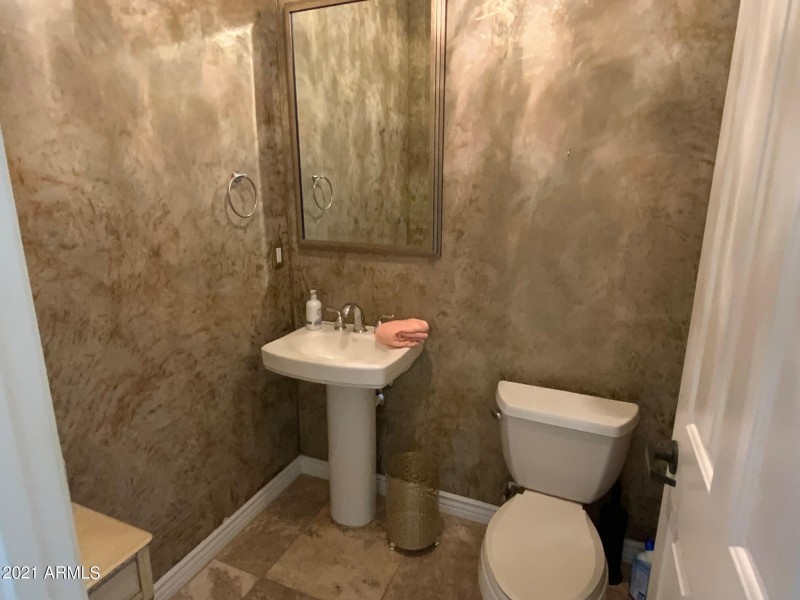 41609 N Signal Hill Ct