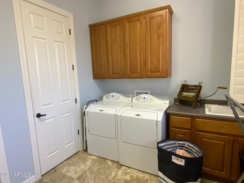 41609 N Signal Hill Ct