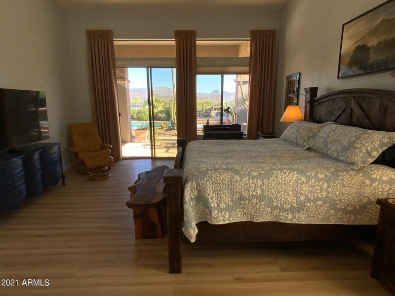 41609 N Signal Hill Ct