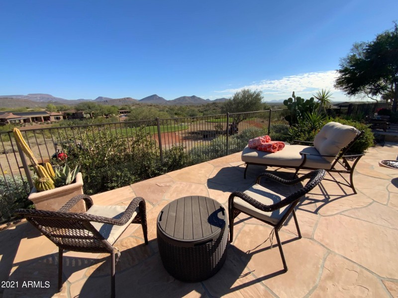 41609 N Signal Hill Ct