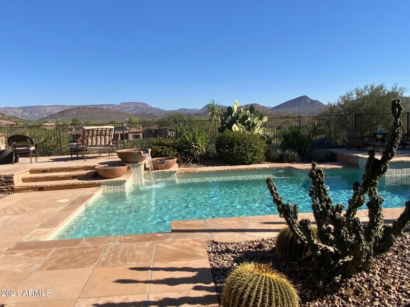 41609 N Signal Hill Ct