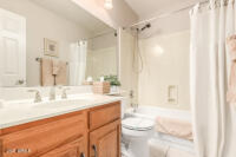 1187-guest bathroom 2