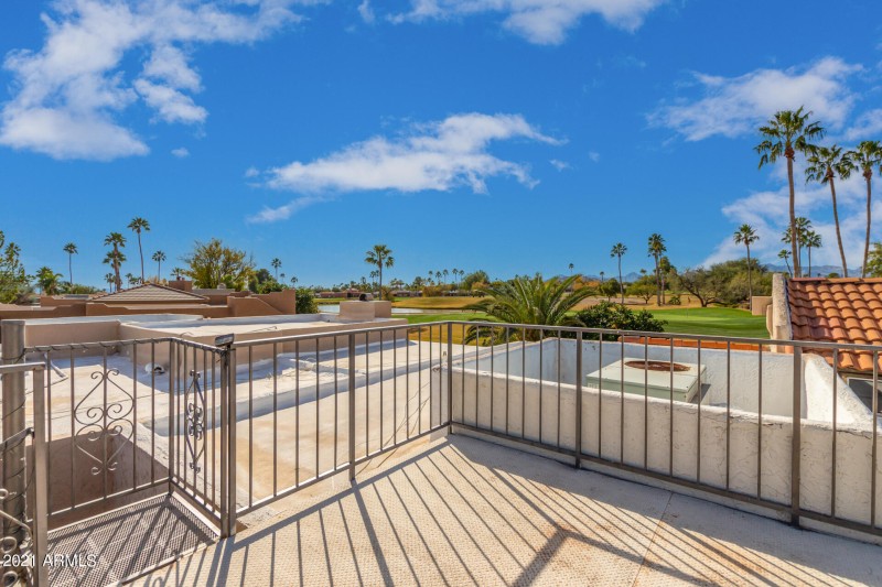 View deck to the West