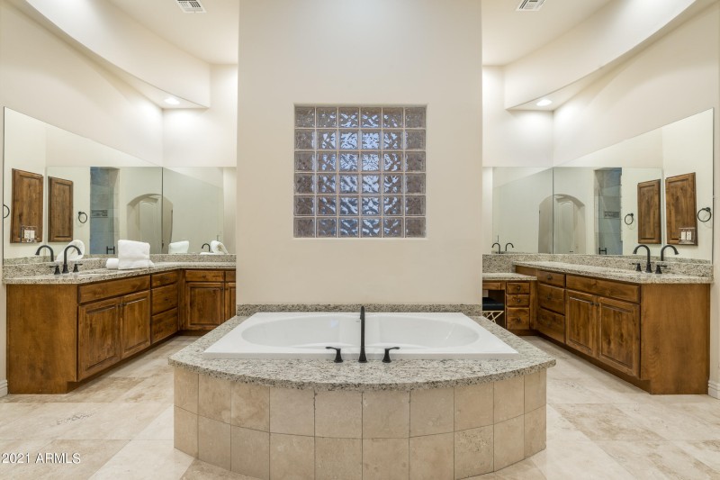 27682 N 71st (28 of 51)