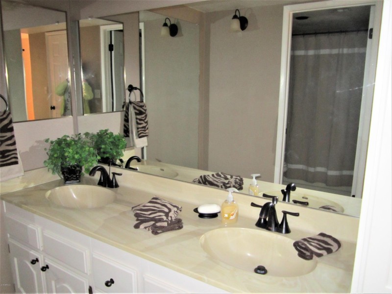 HAY DOUBLE VANITY SINKS
