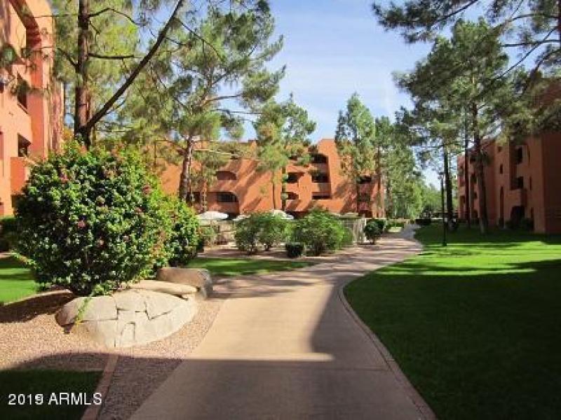 CURVING INTERIOR WALKING PATH