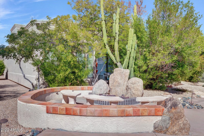 Community Area with Seating