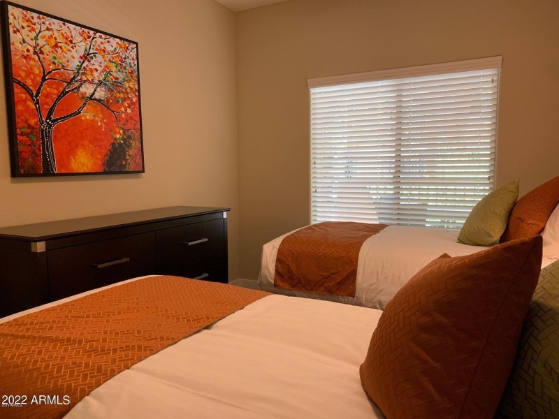 1171 guest bed two twins