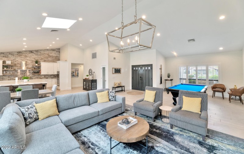 12823 N 78th St-large-004-011-12823 N 78