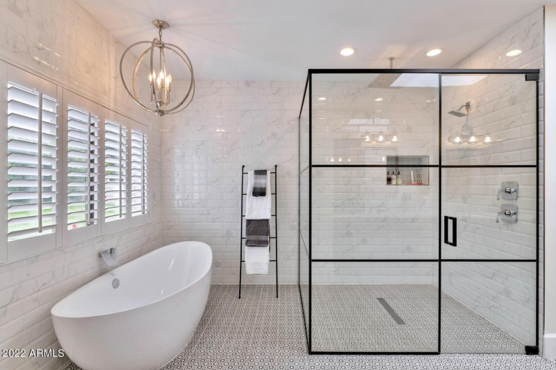 12823 N 78th St-large-015-023-12823 N 78